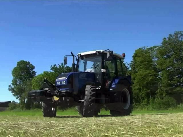 Quatre tracteurs low-cost à l'essai : le Farmtrac 675 DT